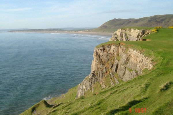 Gower Peninsula, Gower- Kitchen Installers and fitters Swansea Acorn Kitchen Installations